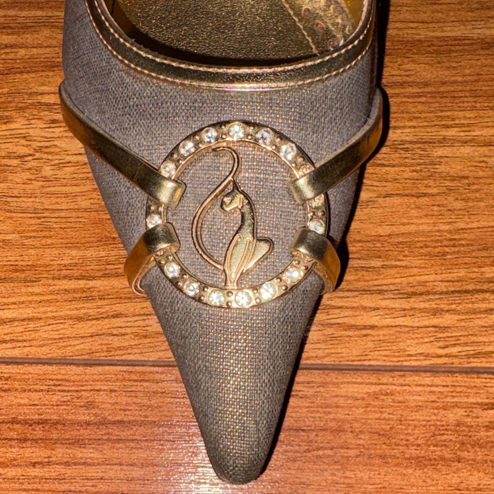 Baby Phat Gold and Brown Heels - Picture 3 of 3